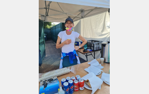 HELEN à l'Accueil retour avec le sourire (grand!)