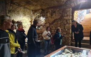 Visite des "TROGLOS" à Belvès 