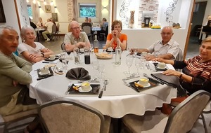 table de l'Auberge la Petite Reine