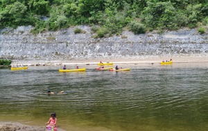 Les canoés sur la Dordogne